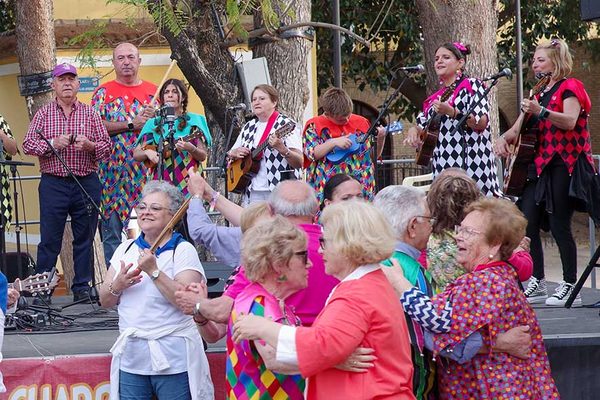 Rondalla y baile popular grabados por Voz de Tinaja, los documentales de ZONA Fotografía